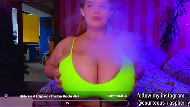 Snapshot of courteous_raspberrry chatting on 22, 12, 2024 courteous raspberrry online show from 22, 12, 2024