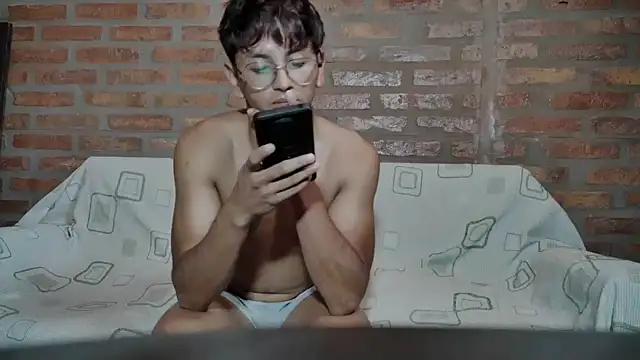 Snapshot of teendotados chatting on 28, 3, 2026 teendotados online show from 28, 3, 2026