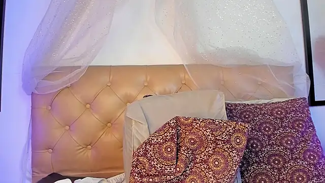 Snapshot of Redpandaa_ chatting on 11, 1, 2025 Redpandaa online show from 11, 1, 2025