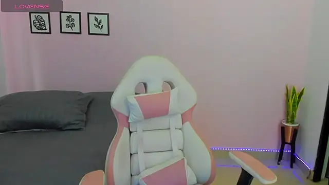 sophie pazz online show from 21, 3, 2026