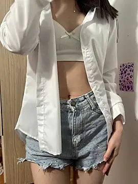 Snapshot of Vani_S2 chatting on 10, 3, 2025 Vani S2 online show from 10, 3, 2025