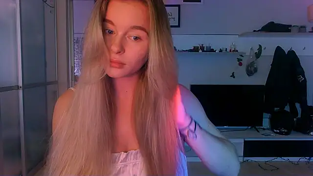 Eva Jaya online show from 13, 9, 2025