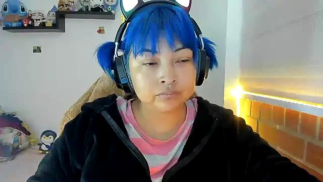 Shaddycute  online show from 30, 10, 2025