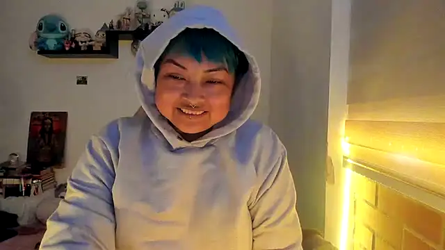 Shaddycute  online show from 7, 1, 2026