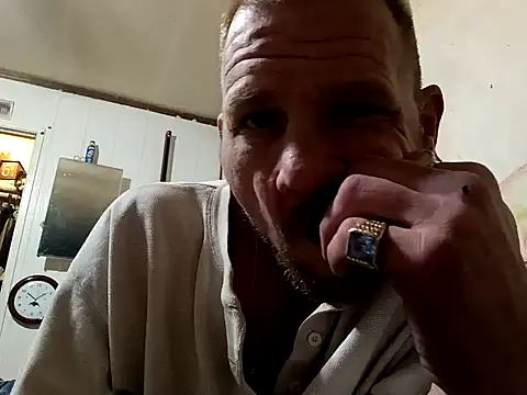 Snapshot of gettinit2wice chatting on 12, 12, 2024 gettinit2wice online show from 12, 12, 2024