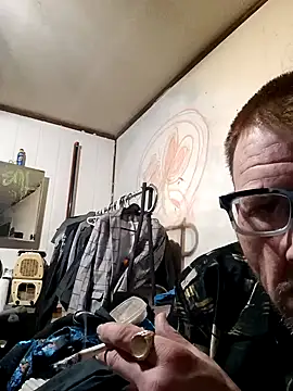 Snapshot of gettinit2wice chatting on 1, 1, 2025 gettinit2wice online show from 1, 1, 2025