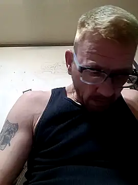 Snapshot of gettinit2wice chatting on 13, 1, 2025 gettinit2wice online show from 13, 1, 2025