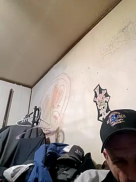 Snapshot of gettinit2wice chatting on 8, 2, 2025 gettinit2wice online show from 8, 2, 2025