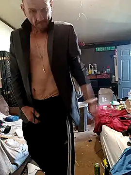 Snapshot of gettinit2wice chatting on 27, 2, 2025 gettinit2wice online show from 27, 2, 2025