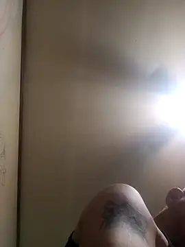 Snapshot of gettinit2wice chatting on 13, 3, 2025 gettinit2wice online show from 13, 3, 2025