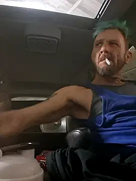 Snapshot of gettinit2wice chatting on 13, 9, 2025 gettinit2wice online show from 13, 9, 2025