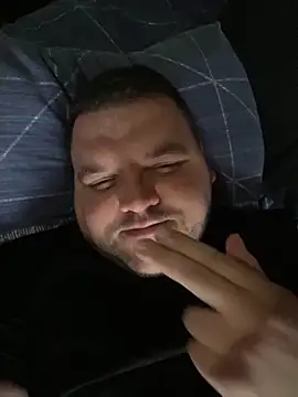 Snapshot of Mikey-HH chatting on 8, 1, 2025 Mikey-HH online show from 8, 1, 2025