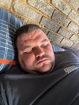 Snapshot of Mikey-HH chatting on 5, 11, 2025 Mikey-HH online show from 5, 11, 2025