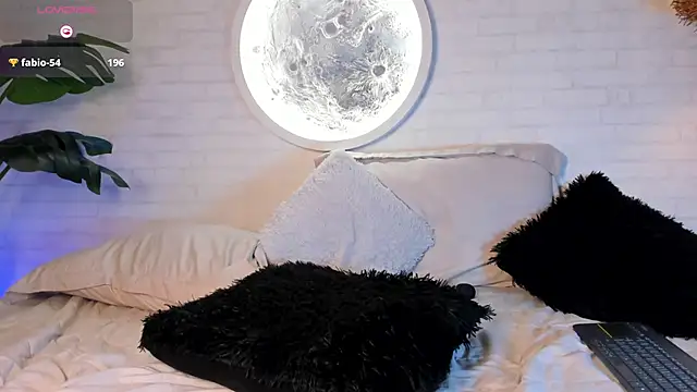 Snapshot of Elise_Diamond chatting on 11, 2, 2025 Elise Diamond online show from 11, 2, 2025