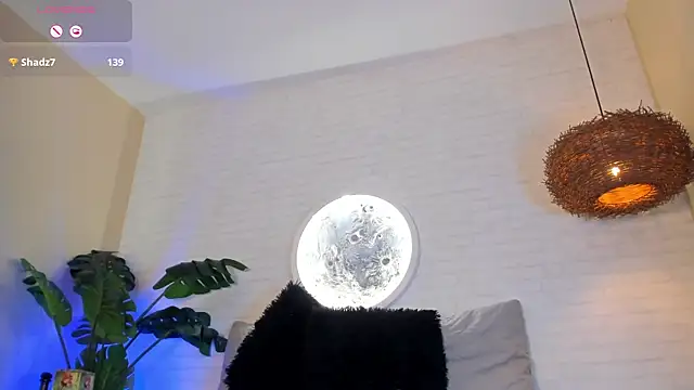 Snapshot of Elise_Diamond chatting on 13, 3, 2025 Elise Diamond online show from 13, 3, 2025