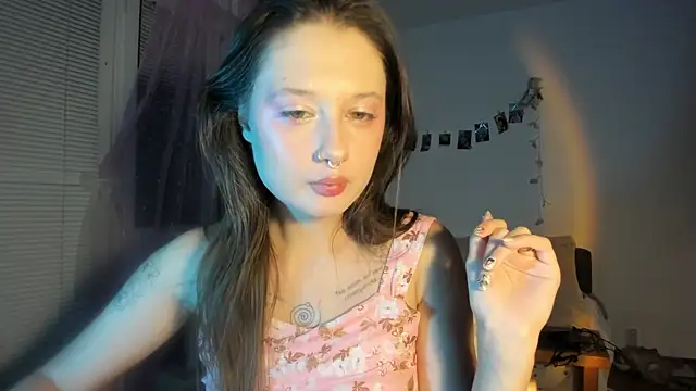 Jenny darling love online show from 20, 11, 2025