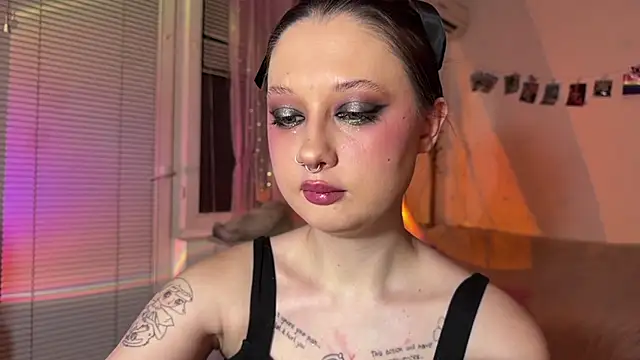 Jenny darling love online show from 30, 6, 2026
