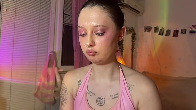 Jenny darling love online show from 14, 7, 2026