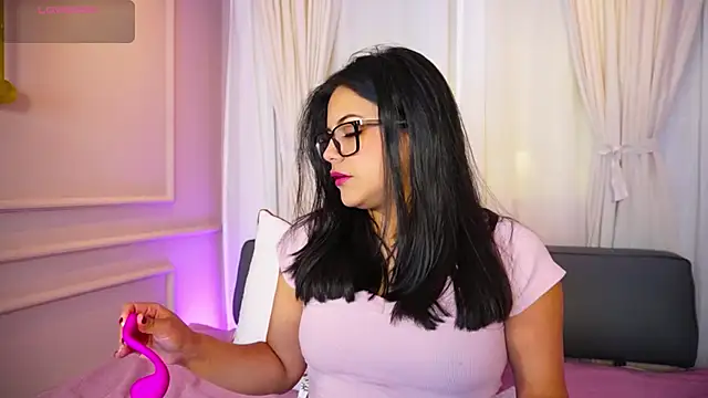 Sophia wilsonn  online show from 13, 9, 2025