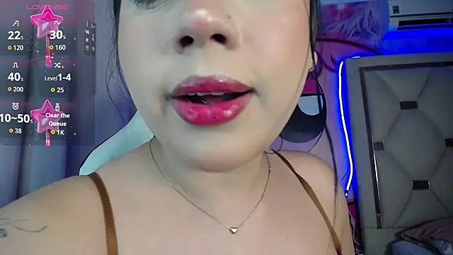 Ashley piinkk  online show from 28, 7, 2026