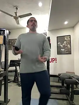 Snapshot of shivani0999 chatting on 14, 1, 2026 shivani0999 online show from 14, 1, 2026