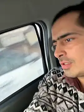 Snapshot of shivani0999 chatting on 19, 1, 2026 shivani0999 online show from 19, 1, 2026