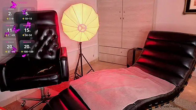 Paiige peach online show from 13, 4, 2026