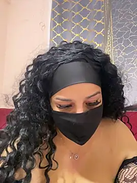 Snapshot of mari_layali chatting on 6, 11, 2025 mari layali online show from 6, 11, 2025