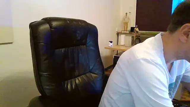 Snapshot of Minm666 chatting on 11, 12, 2024 Minm666 online show from 11, 12, 2024