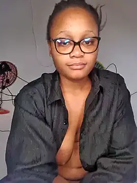 Snapshot of hot-tandy chatting on 22, 3, 2025 hot-tandy online show from 22, 3, 2025