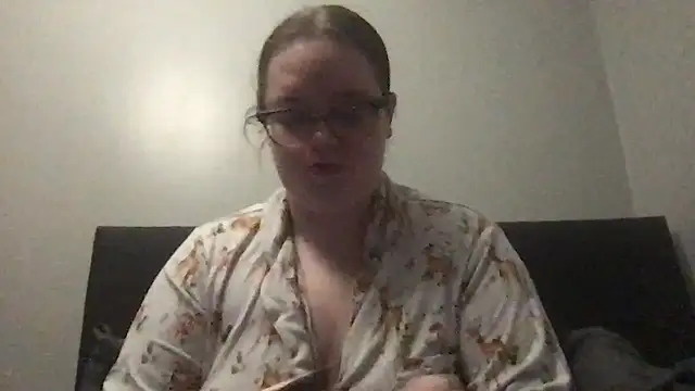 Snapshot of honeyyy24 chatting on 25, 11, 2025 honeyyy24 online show from 25, 11, 2025