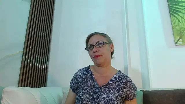 Snapshot of ARTEMIZA_LOVE_ chatting on 17, 10, 2025 ARTEMIZA LOVE online show from 17, 10, 2025