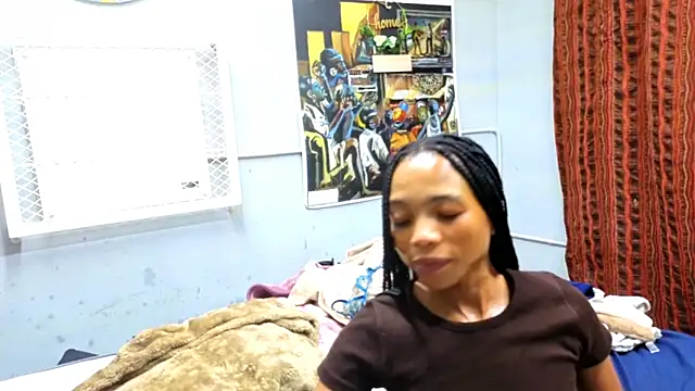 Snapshot of CaramelDelux27 chatting on 29, 9, 2025 CaramelDelux27 online show from 29, 9, 2025