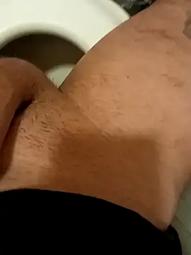 Snapshot of Porco81cazzo chatting on 14, 12, 2025 Porco81cazzo online show from 14, 12, 2025