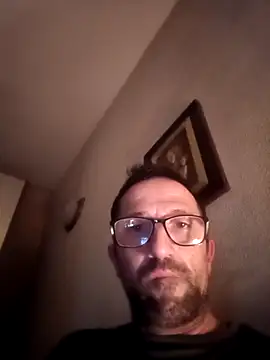 Snapshot of Porco81cazzo chatting on 19, 12, 2025 Porco81cazzo online show from 19, 12, 2025