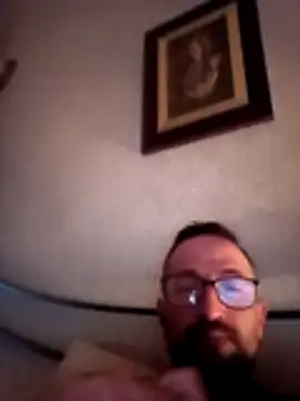 Snapshot of Porco81cazzo chatting on 21, 12, 2025 Porco81cazzo online show from 21, 12, 2025