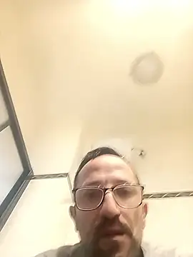 Snapshot of Porco81cazzo chatting on 11, 1, 2026 Porco81cazzo online show from 11, 1, 2026