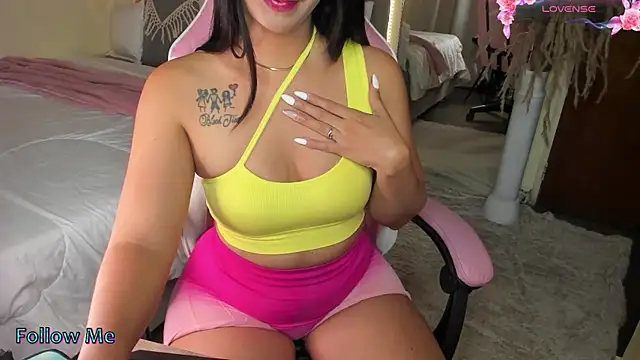 Snapshot of haileylovee2 chatting on 14, 2, 2025 haileylovee2 online show from 14, 2, 2025