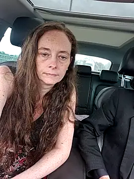 Leyla Lawless online show from 4, 4, 2026