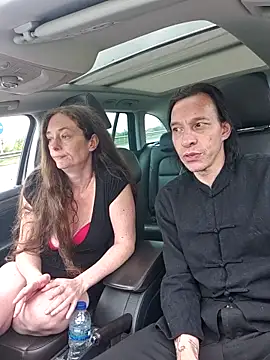 Leyla Lawless online show from 15, 4, 2026