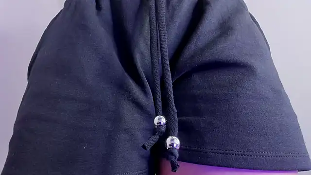 Snapshot of BriaConner_ chatting on 21, 2, 2025 BriaConner online show from 21, 2, 2025