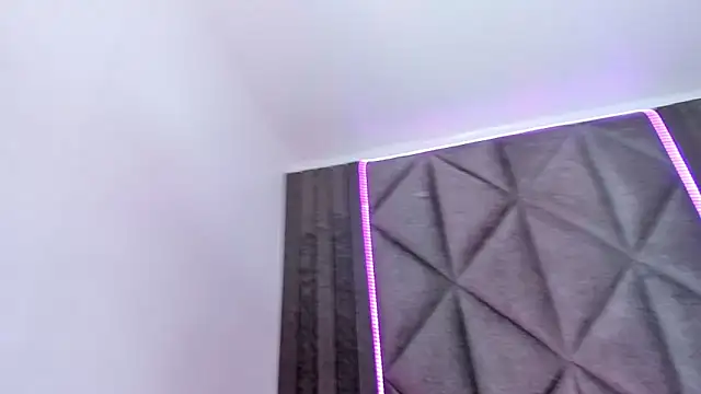 Snapshot of BriaConner_ chatting on 19, 3, 2025 BriaConner online show from 19, 3, 2025