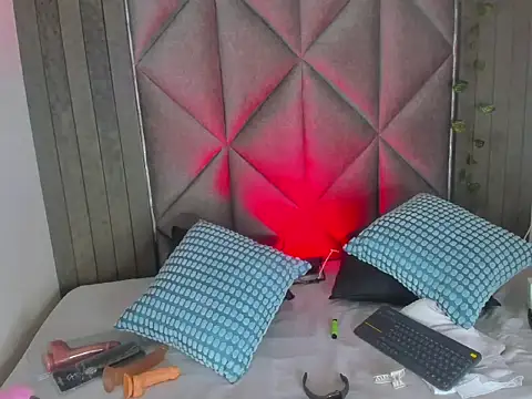 Snapshot of BriaConner_ chatting on 28, 2, 2026 BriaConner online show from 28, 2, 2026