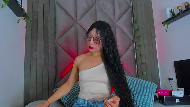 Snapshot of BriaConner_ chatting on 29, 6, 2026 BriaConner online show from 29, 6, 2026