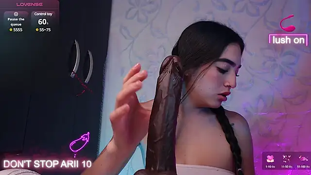 Snapshot of Arii_vega_ chatting on 11, 1, 2025 Arii vega  online show from 11, 1, 2025