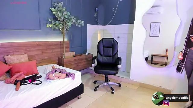 megan morgan01 online show from 20, 11, 2025