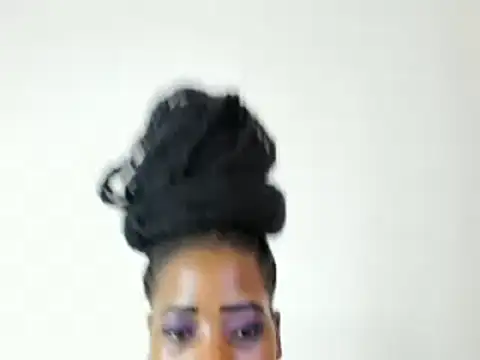 Snapshot of CUPCAKE05 chatting on 17, 12, 2024 CUPCAKE05 online show from 17, 12, 2024