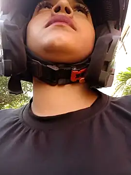 Snapshot of naughty-girl01 chatting on 26, 12, 2024 naughty-girl01 online show from 26, 12, 2024