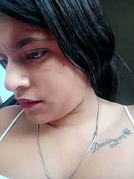 Snapshot of naughty-girl01 chatting on 20, 1, 2025 naughty-girl01 online show from 20, 1, 2025