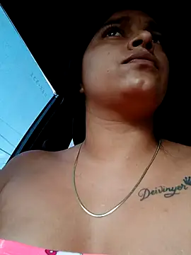 Snapshot of naughty-girl01 chatting on 21, 1, 2025 naughty-girl01 online show from 21, 1, 2025